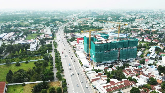 Điểm tên loạt dự án BĐS dọc tuyến đường sắp mở rộng hơn 10.000 tỉ đồng nối Bình Dương với Tp.HCM - Ảnh 5. Điểm tên loạt dự án BĐS dọc tuyến đường sắp mở rộng hơn 10.000 tỉ đồng nối Bình Dương với Tp.HCM - Ảnh 5.